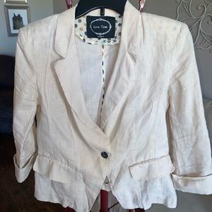 NEW! Linen blazer (needs to be pressed!)